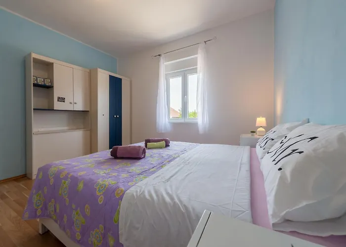 In Lisicic With Pool Semesterbostad Lisicici