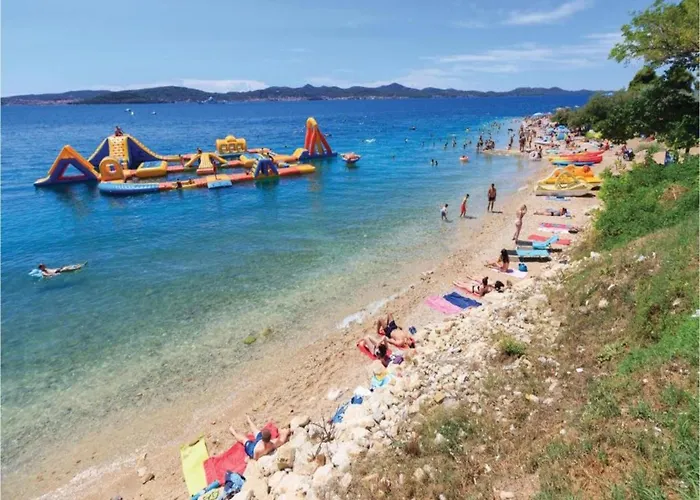 In Lisicic With Pool * Lisicici